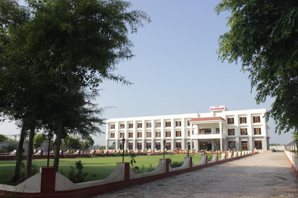 Geetanjali Hotel & Motel Bharatpur Exterior photo